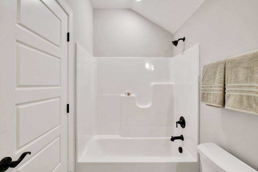 Representative furnished interior of a home built from the Lumina Island by Kent Homes in Oyster Harbour, Supply (Image 109).