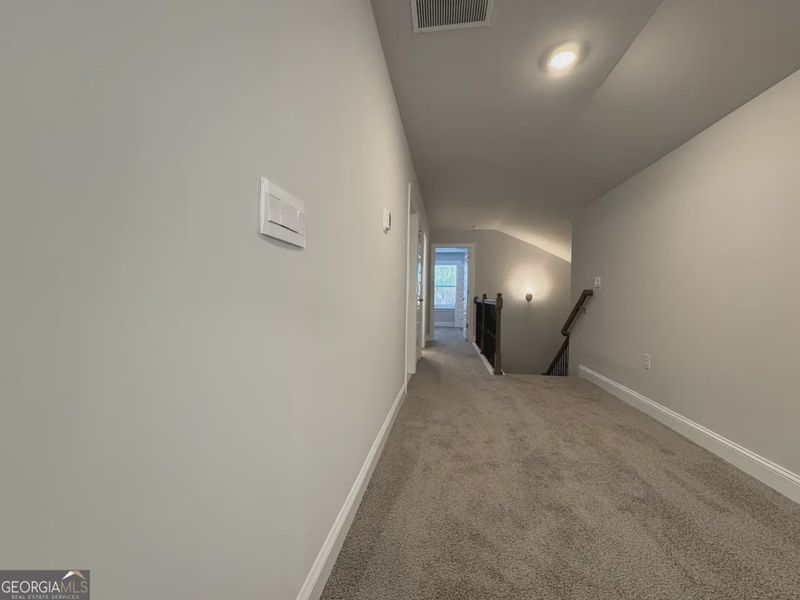 Spacious, unfurnished interior of a new home in Tuscany Hills, Douglasville (Image 30). Spacious, unfurnished interior of a new home in Tuscany Hills, Douglasville (Image 30).