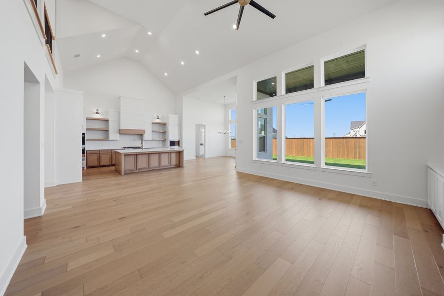 Spacious, unfurnished interior of a new home in Park Place - 80' Lots, Prosper (Image 34).