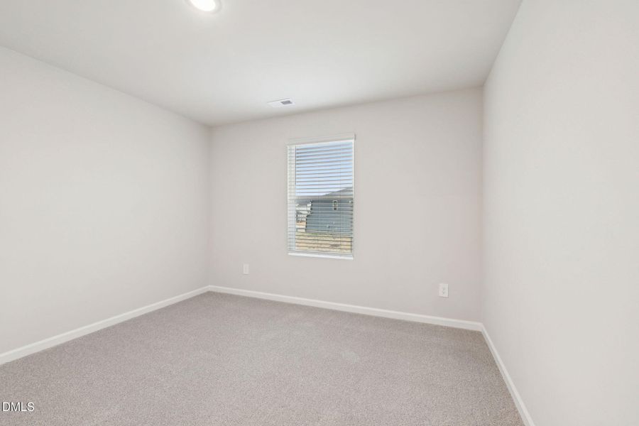 32-web-or-mls-Raleigh - Oak Manor - 121