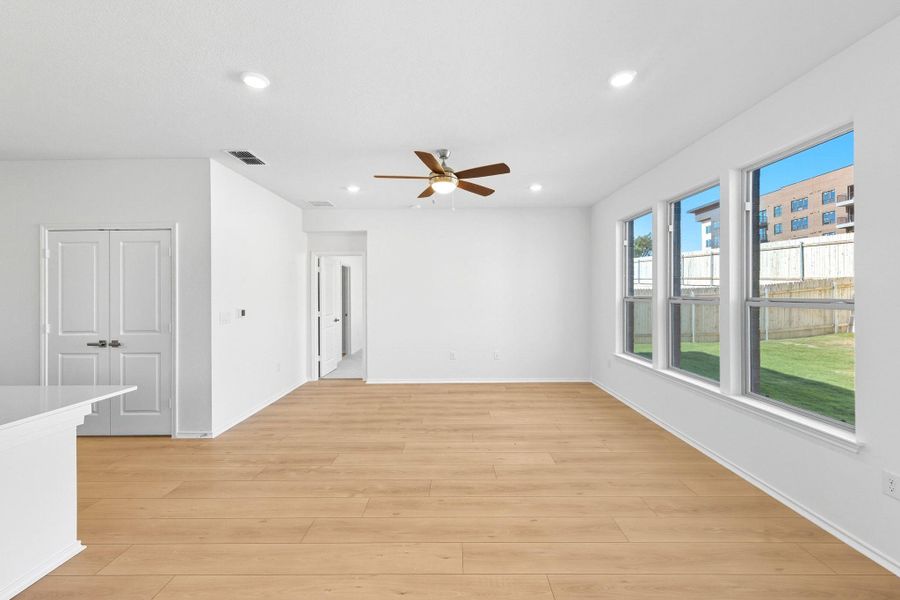 Spacious, unfurnished interior of a new home in McKinney Crossing, Austin (Image 24). Spacious, unfurnished interior of a new home in McKinney Crossing, Austin (Image 24).