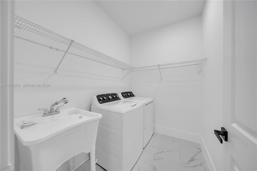 Close-up of interior finishes inside a home in , Lehigh Acres (Image 15).