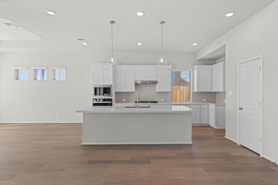 Furnished interior view inside a new home in Candela, Richmond (Image 7).