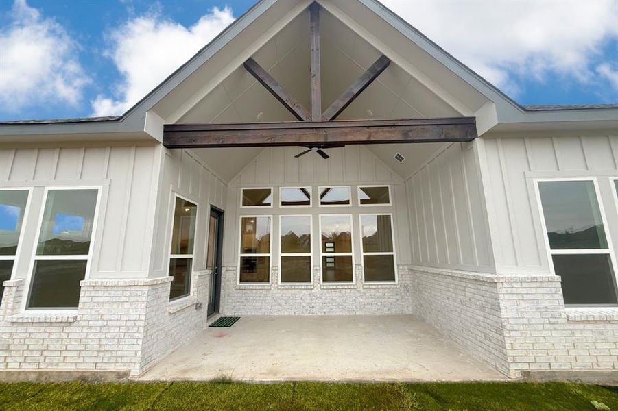 Exterior details and patio area of a home in Ridge Park Estates, Royse City (Image 3).