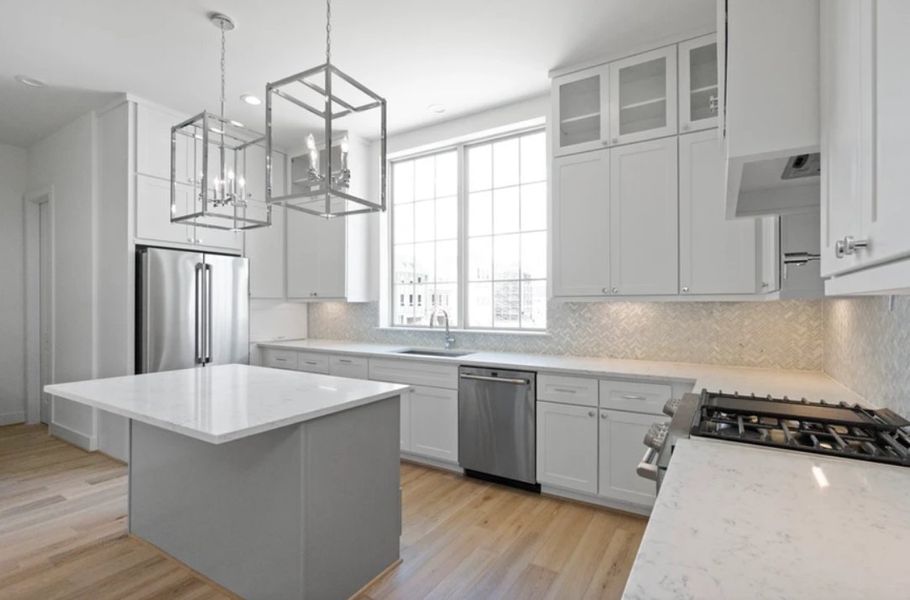 Representative furnished interior of a home built from the The Francesca by Riverway Homes in Somerset Green, Houston (Image 8).