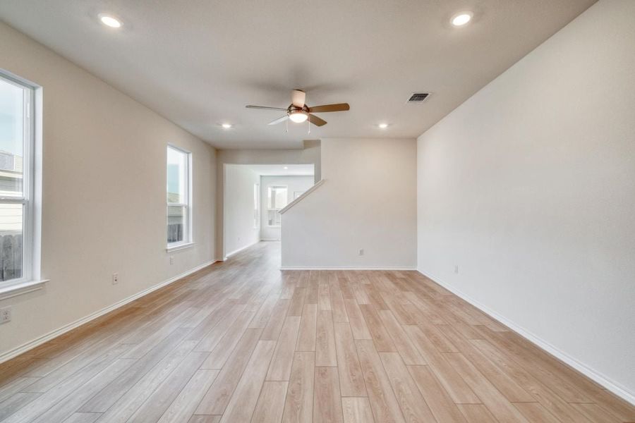 Spacious, unfurnished interior of a new home in Sonterra - Cool Water, Jarrell (Image 6).