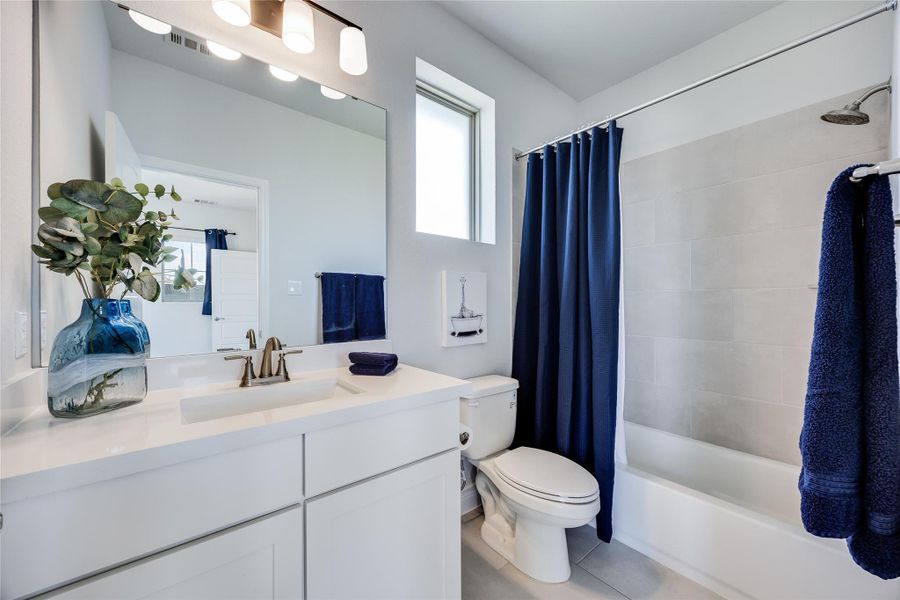 Furnished interior view inside a new home in Santa Rita Ranch 90', Liberty Hill (Image 18). Furnished interior view inside a new home in Santa Rita Ranch 90', Liberty Hill (Image 18).