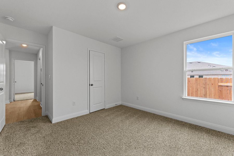 Spacious, unfurnished interior of a new home in Riverview, Georgetown (Image 20). Spacious, unfurnished interior of a new home in Riverview, Georgetown (Image 20).