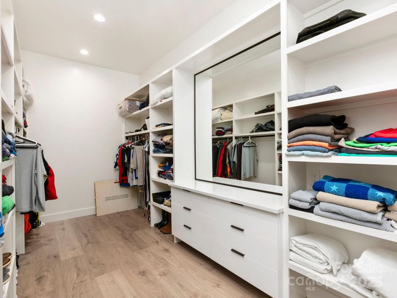 Furnished interior view inside a new home in , Horse Shoe (Image 27).