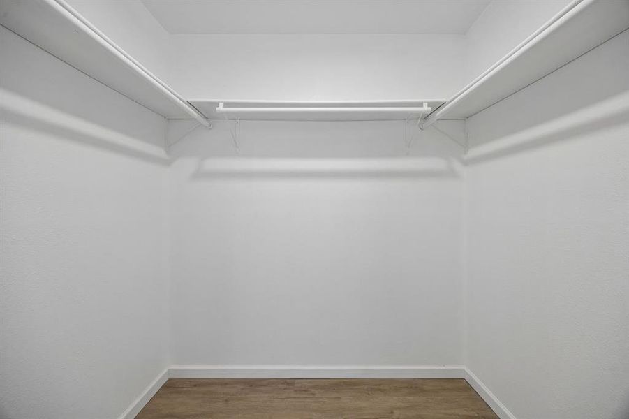 Spacious, unfurnished interior of a new home in , Dallas (Image 26).