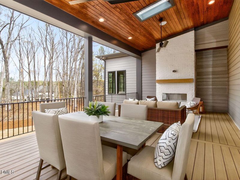 066-1280x960-covered-deck