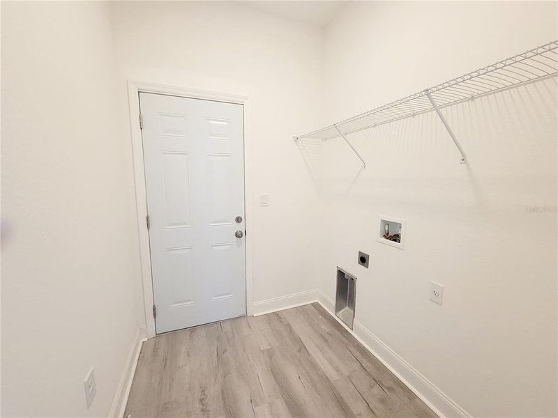 Spacious, unfurnished interior of a new home in , Port Charlotte (Image 28). Spacious, unfurnished interior of a new home in , Port Charlotte (Image 28).