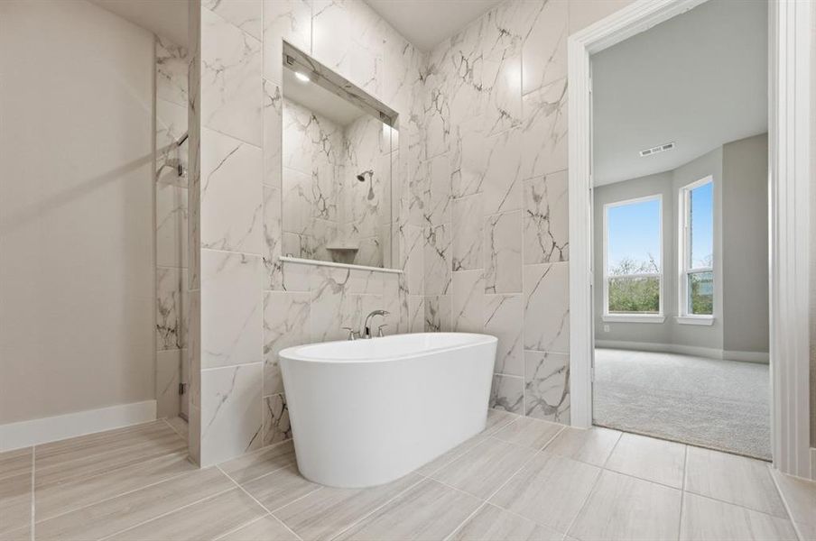 Furnished interior view inside a new home in Sonoma Verde: 70ft. lots, McLendon-Chisholm (Image 10).