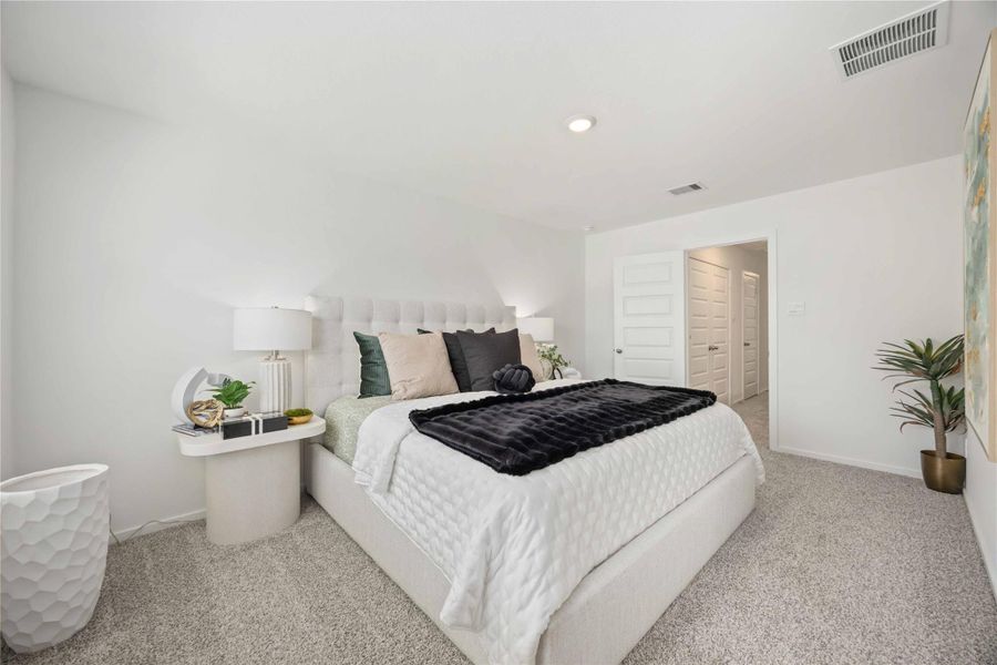 Furnished interior view inside a new home in Mansfield Estates, Houston (Image 19).