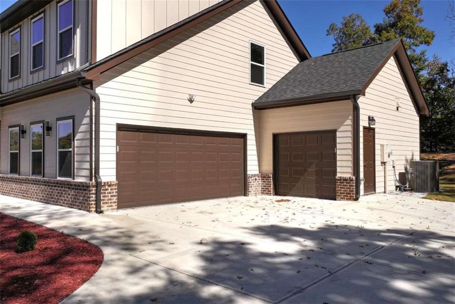 Exterior details and patio area of a home in , Jefferson (Image 24).