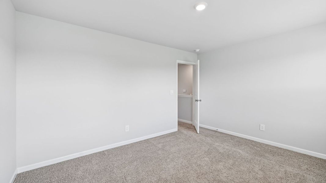 Representative unfurnished interior of a home built from the CABRAL by D.R. Horton in River Landing, Murfreesboro (Image 25).