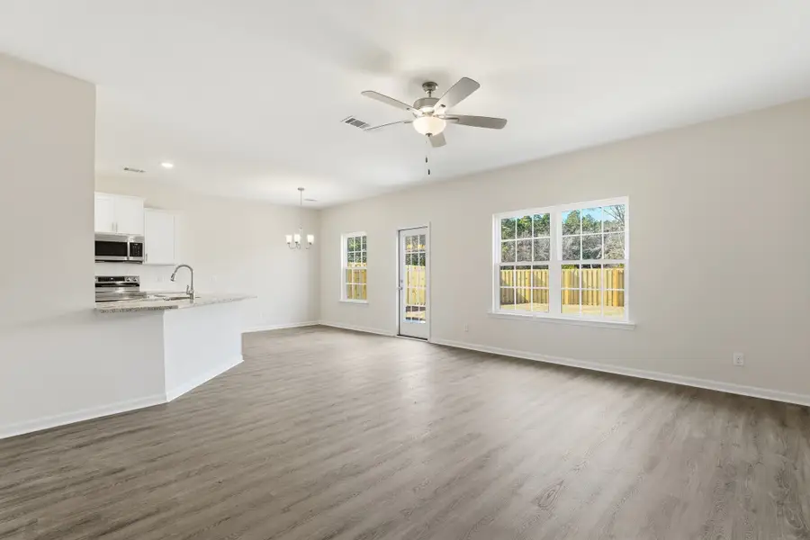 Representative unfurnished interior of a home built from the The Stacy by RTS Homes in Lakeside at Fifteen West, Hinesville (Image 16).