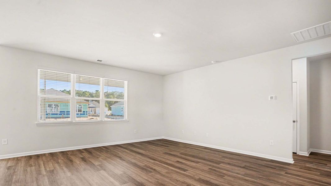 Spacious, unfurnished interior of a new home in Preserve at Cypress Commons, Conway (Image 8).