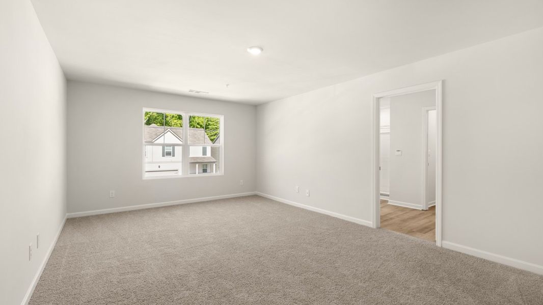 Representative unfurnished interior of a home built from the Hayden by D.R. Horton in Creekview, Atlanta (Image 20).