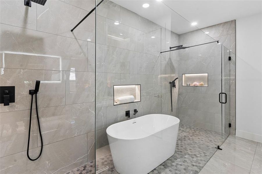 Furnished interior view inside a new home in , Dallas (Image 18).