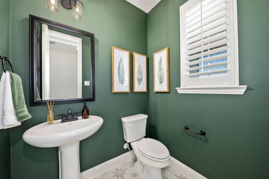 Plan 1406 Powder Bath Representative Photo