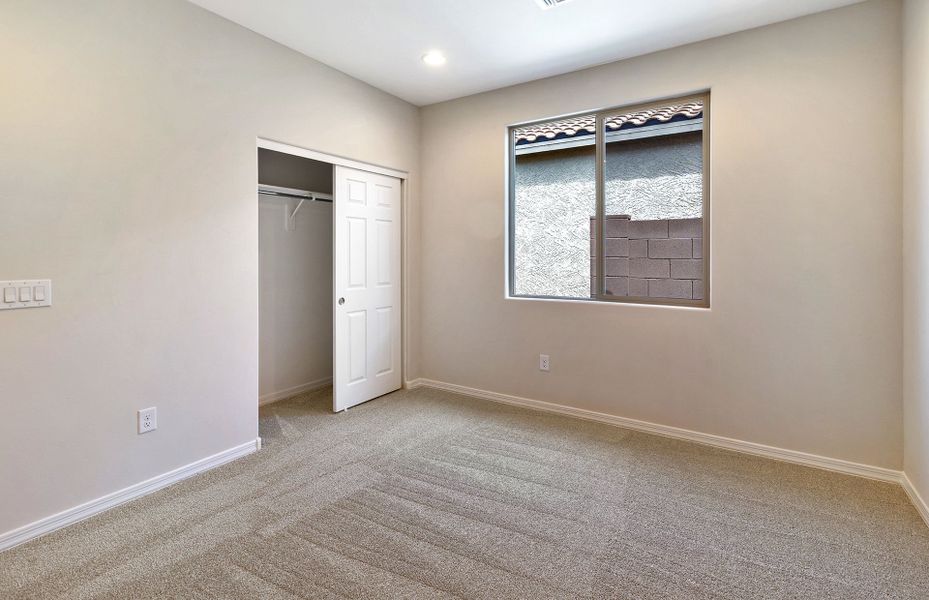 Spacious, unfurnished interior of a new home in Vistoso Canyon Estates, Oro Valley (Image 20).