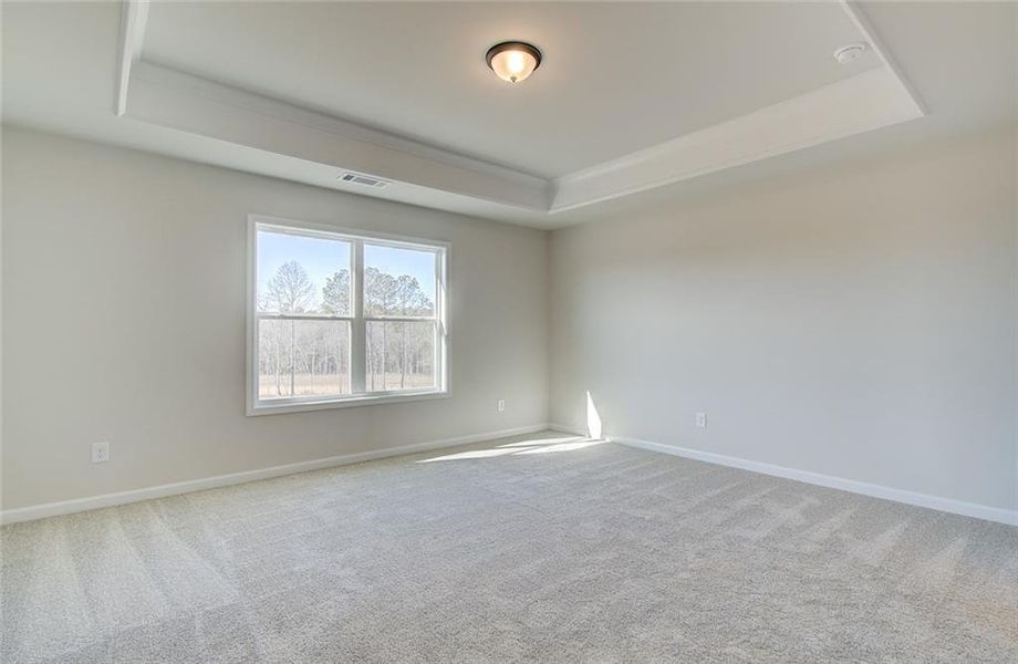 Spacious, unfurnished interior of a new home in Crofton Place Enclave, Snellville (Image 26).