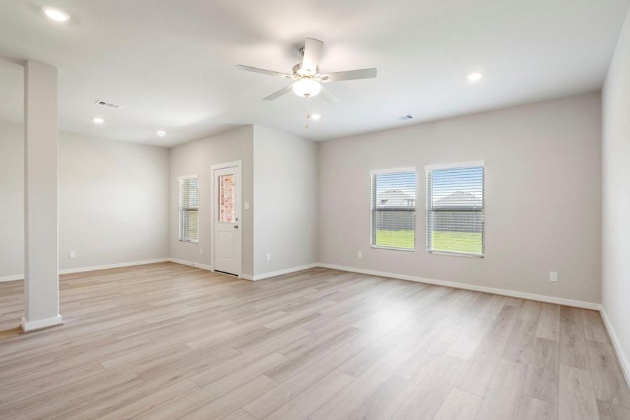 Spacious, unfurnished interior of a new home in , New Caney (Image 26).