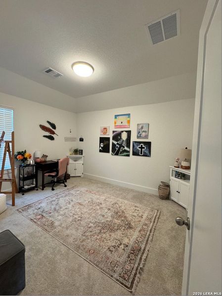 Image 16 of a home in Davis Ranch.