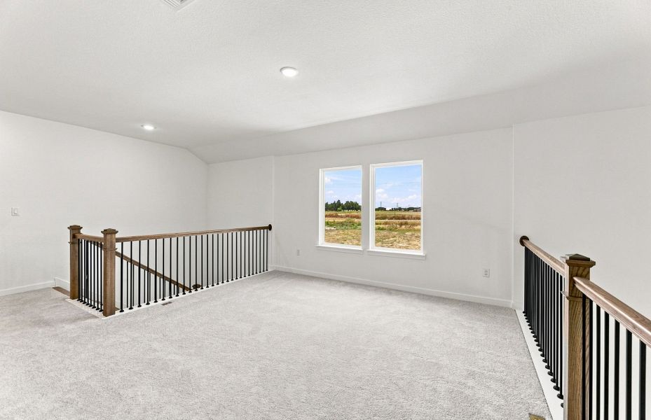 Spacious, unfurnished interior of a new home in Kuempel Farms, Pflugerville (Image 35).