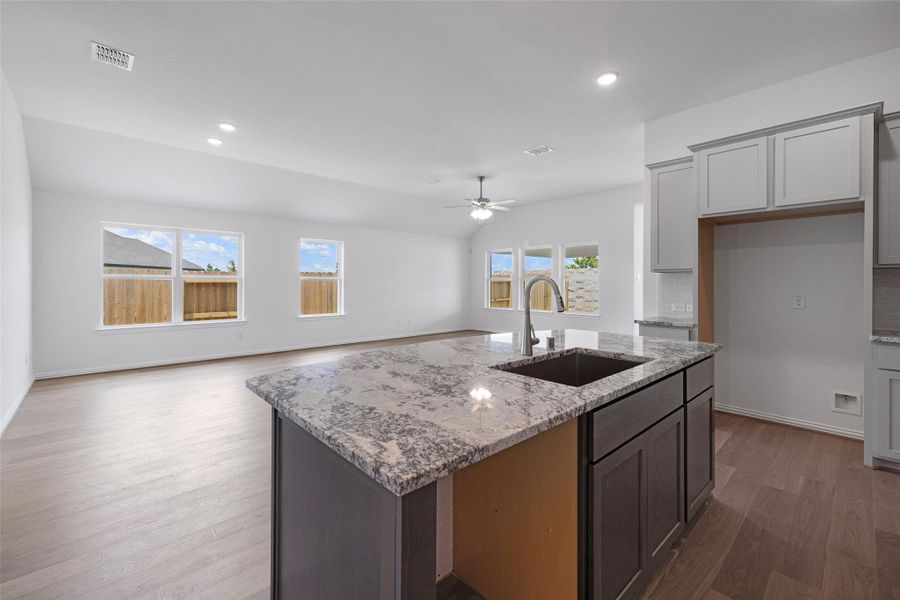 Furnished interior view inside a new home in River Ranch, Dayton (Image 11).