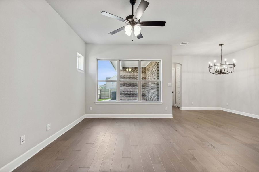 The Crossgate - Living Room