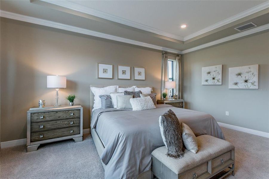 Furnished interior view inside a new home in , Tarpon Springs (Image 2).