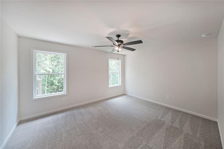 Spacious, unfurnished interior of a new home in , Dahlonega (Image 18).