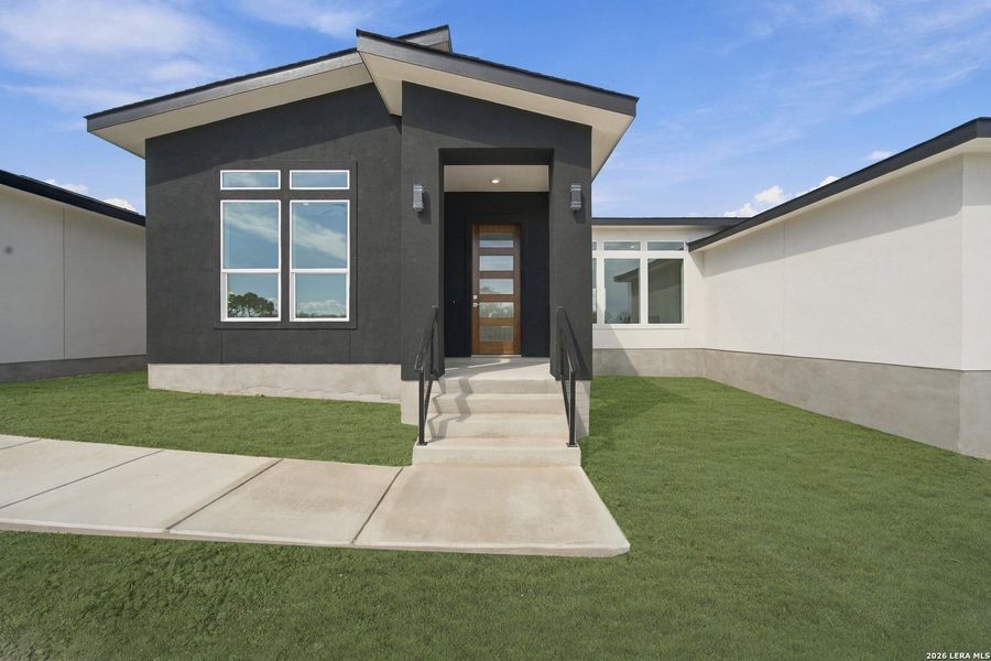 Exterior details and patio area of a home in , Mico (Image 30).