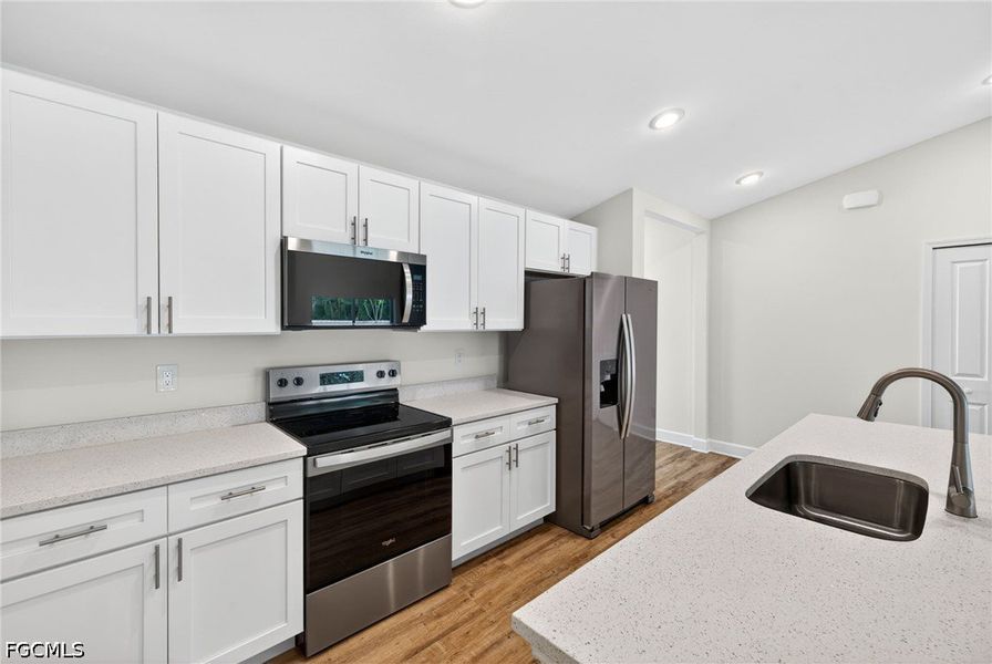 Furnished interior view inside a new home in Cape Coral, Cape Coral (Image 15).
