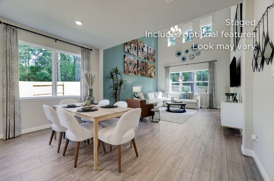 Furnished interior view inside a new home in Woodhavyn 40', Magnolia (Image 6).