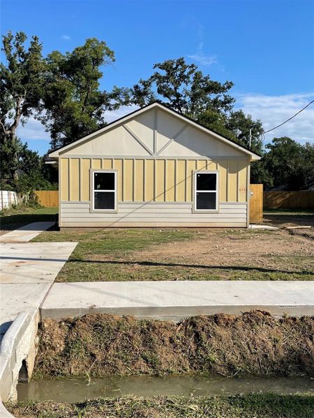 Image 15 of a home in . Image 15 of a home in .