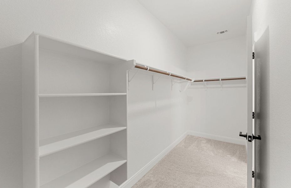 Image 52 of a home in Patterson Ranch.