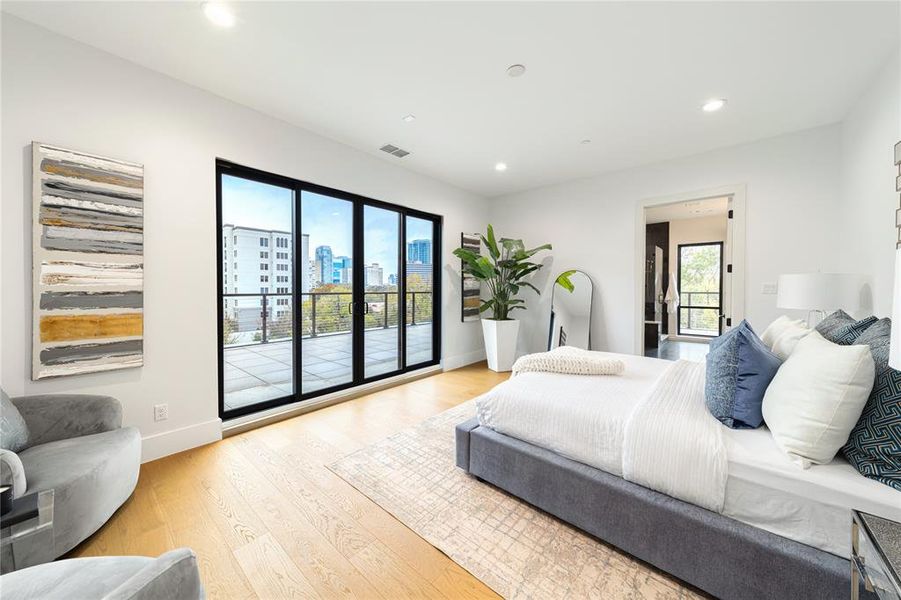 Furnished interior view inside a new home in , Dallas (Image 3).