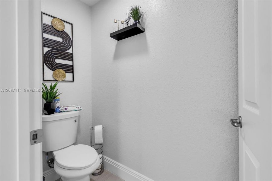Furnished interior view inside a new home in , Ocala (Image 36).