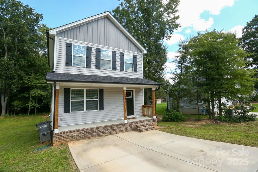 Front exterior of a new home in , Kannapolis, NC, highlighting curb appeal (Image 2).