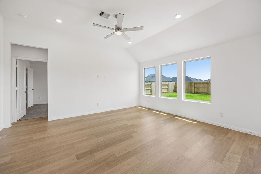 Spacious, unfurnished interior of a new home in Riviera Pines, Huffman (Image 25). Spacious, unfurnished interior of a new home in Riviera Pines, Huffman (Image 25).