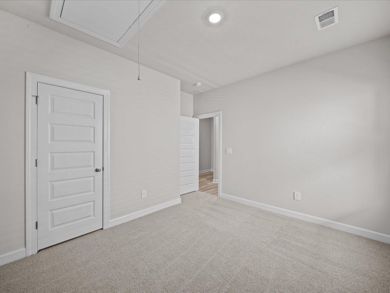 Spacious, unfurnished interior of a new home in Vickery Station, Woodruff (Image 18). Spacious, unfurnished interior of a new home in Vickery Station, Woodruff (Image 18).