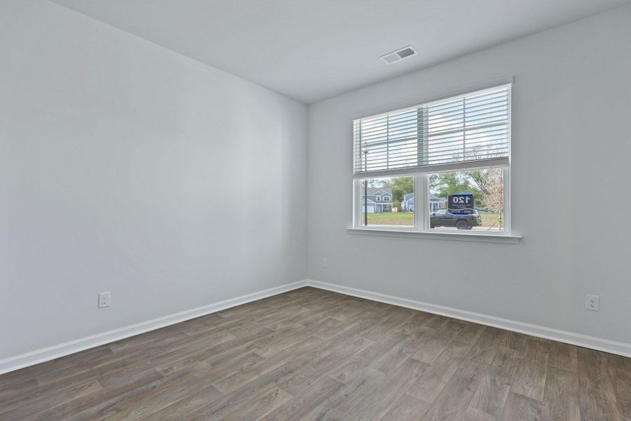 Spacious, unfurnished interior of a new home in Lakeview at Kitfield, Moncks Corner (Image 26).