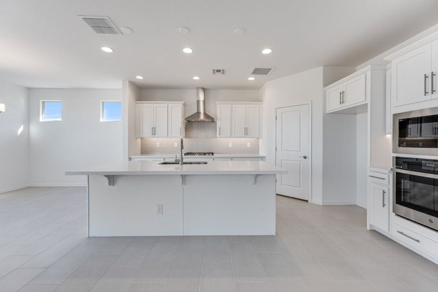 Furnished interior view inside a new home in Allen Ranches, Litchfield Park (Image 4).