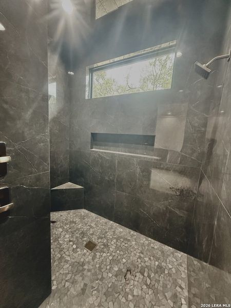 Image 36 of a home in .