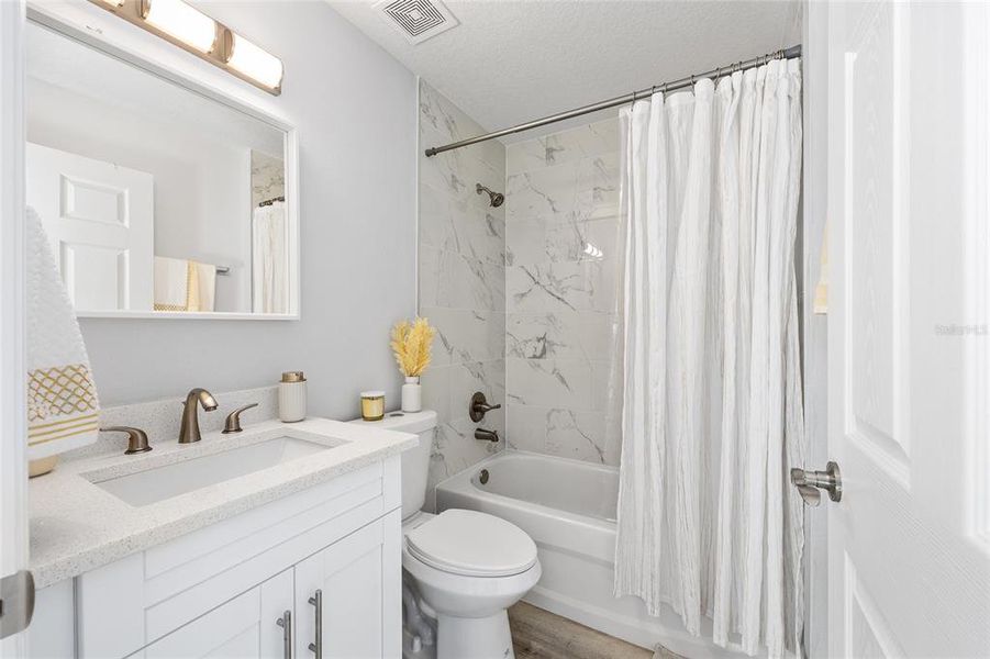 Furnished interior view inside a new home in , Ocala (Image 9).