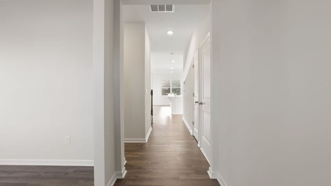 Spacious, unfurnished interior of a new home in Baxter Village, Boiling Springs (Image 16).