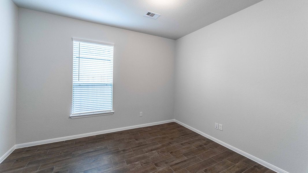 Spacious, unfurnished interior of a new home in Creekhaven, Arcola (Image 19).